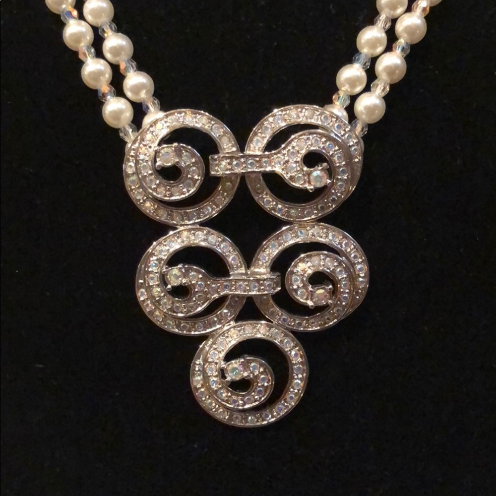 Fifth Avenue Necklace and earring set - Picture 2 of 6